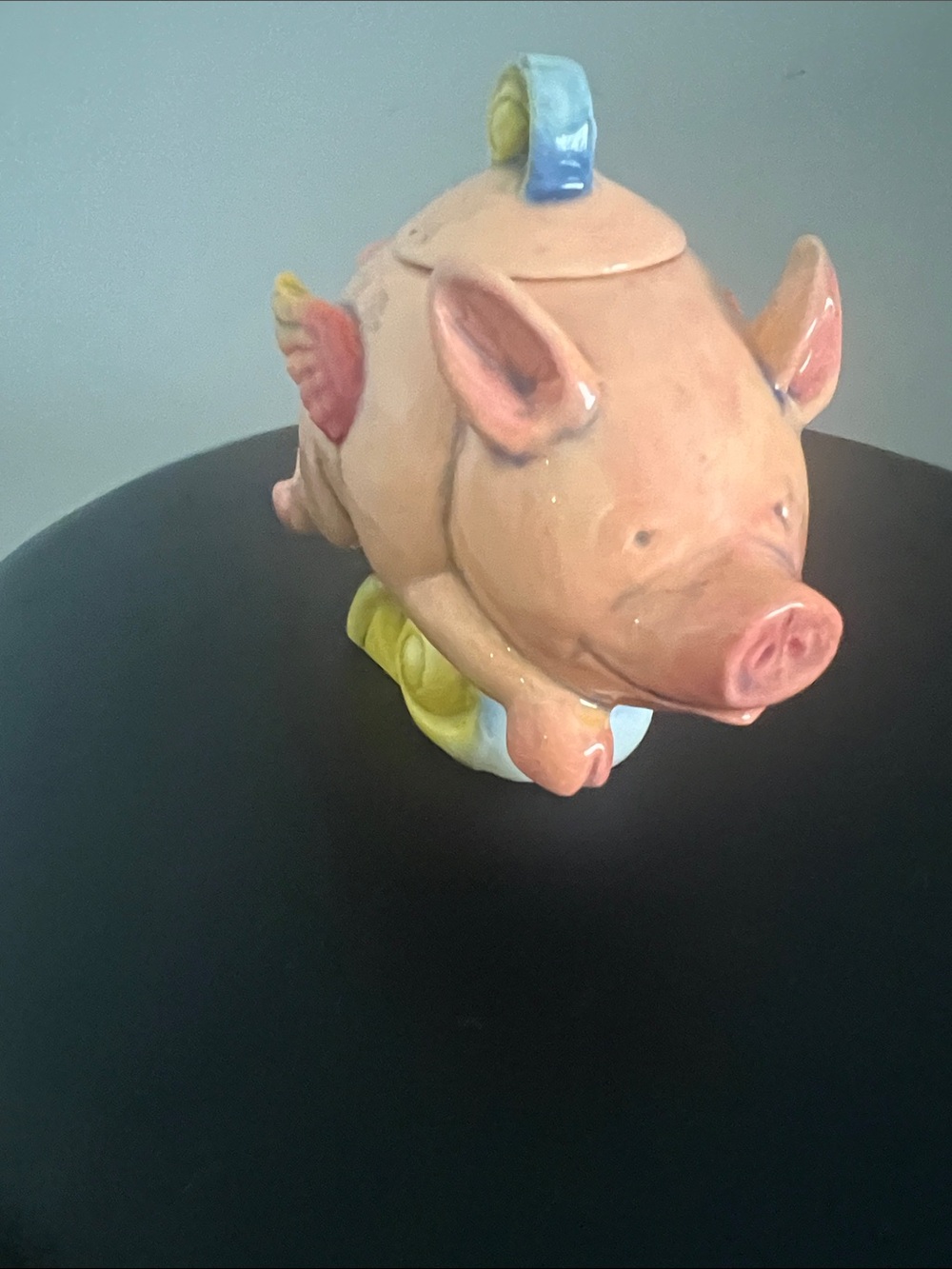 Ceramic Flying Pig Canister in Peach with Rainbow Accents - Picture 3 of 4